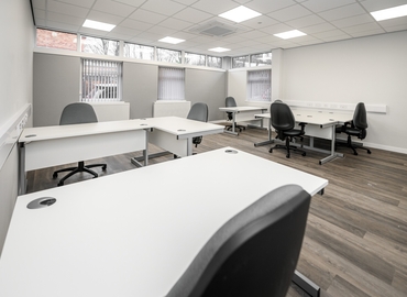  Business center  in Gateshead, Queen Street 117, 200 m² - MatchOffice.co.uk