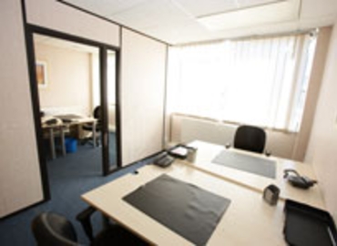 Business center Dorchester House, Station Road SG6 3AW Letchworth