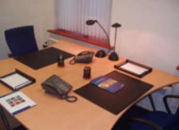 Business Centre in The City of London, 81 Oxford Street, 44 m² - MatchOffice.co.uk