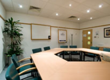 12 m² Business center in Leatherhead, Dorset House (KT22 7PL) - 2 | MatchOffice