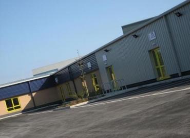 49 m² Business space in Ellesmere Port, North Road (CH65 1BW) - 0 | MatchOffice.com