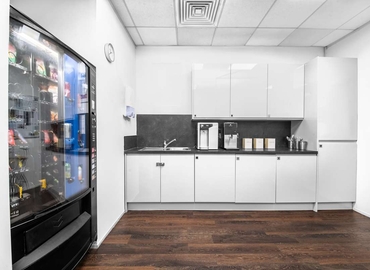  Work space in Fleet, Ancells Road, 10 m² - MatchOffice.co.uk