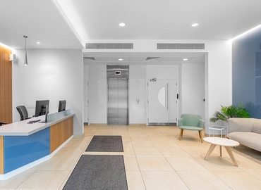 Business centre  in Leatherhead, Kingston Road, 10 m² - MatchOffice.co.uk