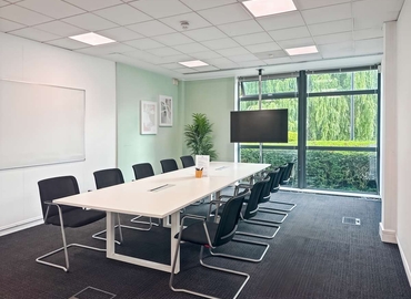 Coworking in Frimley, Frimley Road, 10 m² - MatchOffice.co.uk