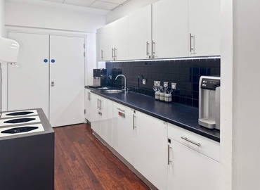  Business center  in Frimley, Frimley Road, 10 m² - MatchOffice.co.uk