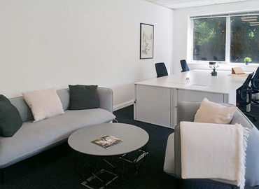 Business center 1 Emperor Way,Exeter Business Park EX1 3QS Exeter