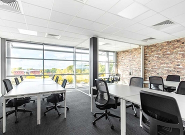  Business center  in Chester, Herons Way, 10 m² - MatchOffice.co.uk