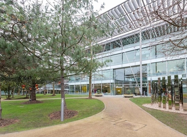 Business centre  in Hammersmith and Fulham, 566 Chiswick High Road, 10 m² - MatchOffice.co.uk