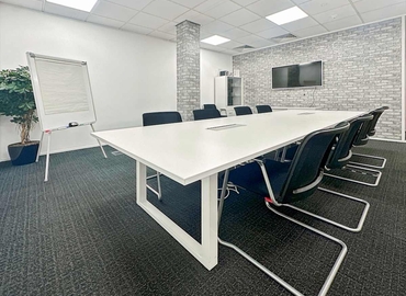  Business center  in High Wycombe, Aston Court, 10 m² - MatchOffice.co.uk