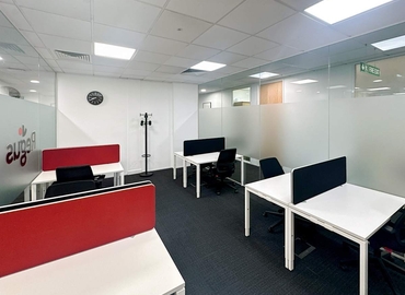  Business center  in High Wycombe, Aston Court, 10 m² - MatchOffice.co.uk
