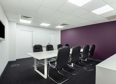 Business centre  in Cannock, Watling Street, 10 m² - MatchOffice.co.uk