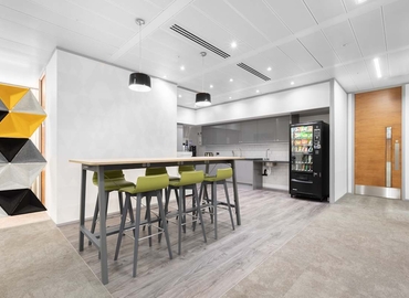  Business center  in City of London, 3 More London Riverside, 10 m² - MatchOffice.co.uk