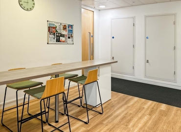 Coworking in Manchester, 3 Hardman Street, 10 m² - MatchOffice.co.uk