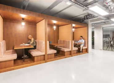 Business centre  in Manchester, Oxford Street, 10 m² - MatchOffice.co.uk