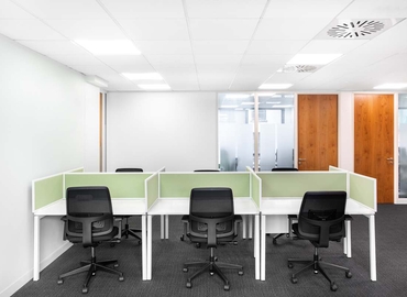 10 m² Shared workspace  in St Helier, Liberation Station (JE2 3AS) - 4 | MatchOffice.com