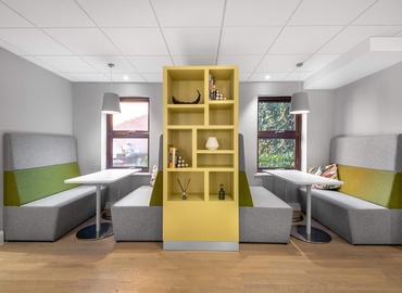  Business center  in West Berkshire, 12-20 Oxford Street, 10 m² - MatchOffice.co.uk