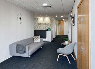Business centre  in Leicester, 4 Penman Way, 10 m² - MatchOffice.co.uk