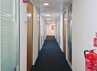  Business center  in Brighton, Queensbury House, 10 m² - MatchOffice.co.uk