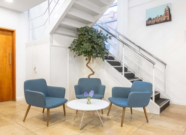 10 m² Shared workspace  in Surrey, 25 Clarendon Road (RH1 1QZ) - 6 | MatchOffice.com