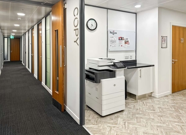 Business centre  in Edinburgh, 83 Princes Street, 10 m² - MatchOffice.co.uk