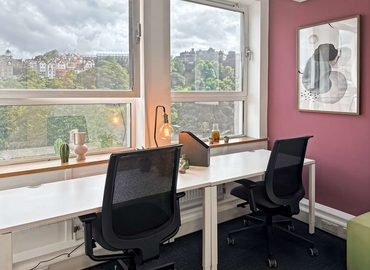 Business centre  in Edinburgh, 83 Princes Street, 10 m² - MatchOffice.co.uk