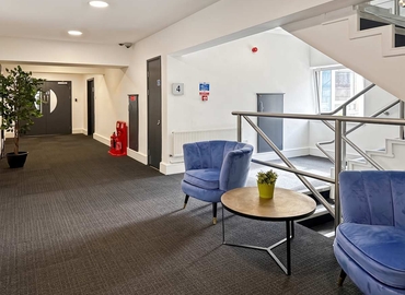  Business center  in Edinburgh, 83 Princes Street, 10 m² - MatchOffice.co.uk