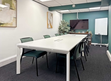  Coworking space in Edinburgh, 83 Princes Street, 10 m² - MatchOffice.co.uk