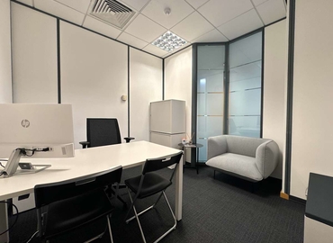 10 m² Coworking  in Hounslow, 450 Bath Road (UB7 0EB) - 7 | MatchOffice