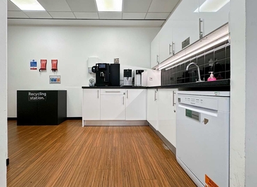 10 m² Shared workspace  in Hounslow, 450 Bath Road (UB7 0EB) - 5 | MatchOffice