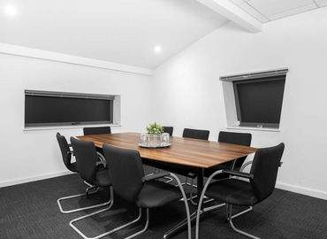  Business center  in Buckinghamshire, A355 Windsor Drive, 10 m² - MatchOffice.co.uk