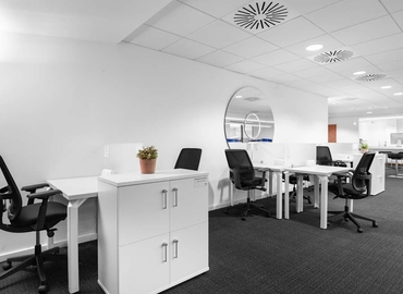 Coworking in Buckinghamshire, A355 Windsor Drive, 10 m² - MatchOffice.co.uk