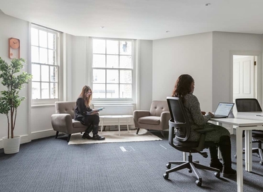 Virtual business address in Camden, 4-4a Bloomsbury Square (WC1A 2RP) - 1 | MatchOffice.com