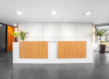 10 m² Business center in Hayes, 6-9 The Square (UB11 1FW) - 1 | MatchOffice.com