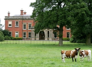 80 m² Business space in Knutsford, Booths Park (WA16 8QZ) - 0 | MatchOffice.com