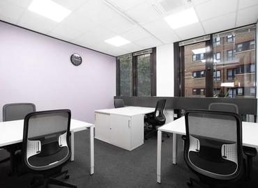 Business centre  in Kensington and Chelsea, 239 High Street Kensington, 10 m² - MatchOffice.co.uk