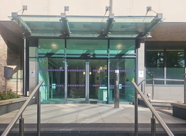 Virtual office 15-17 Cumberland Place,Grosvenor Square SO15 2BG Hampshire