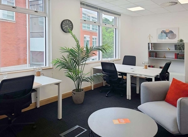  Coworking space in Buckinghamshire, Chalfont Park, 10 m² - MatchOffice.co.uk