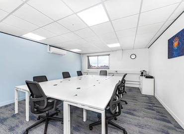 Virtual office space in Wiltshire, Cross Keys House (SP1 1EY) - 2 | MatchOffice