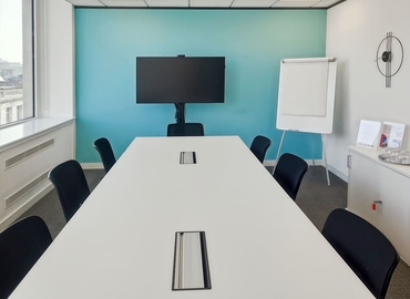 10 m² Coworking space  in Liverpool, 2-12 Lord Street (L2 1TS) - 2 | MatchOffice