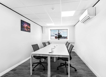 10 m² Shared workspace  in Wiltshire, Cross Keys House (SP1 1EY) - 8 | MatchOffice.com