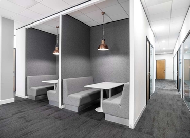 Business centre  in Surrey, The Causeway, 10 m² - MatchOffice.co.uk