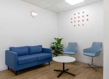  Work space in Lewisham, 132 Lewisham High Street, 10 m² - MatchOffice.co.uk