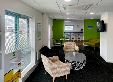 Business centre  in Hampshire, Harts Farm Way, 10 m² - MatchOffice.co.uk