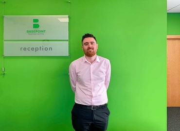  Business center  in Hampshire, Waterberry Drive, 10 m² - MatchOffice.co.uk