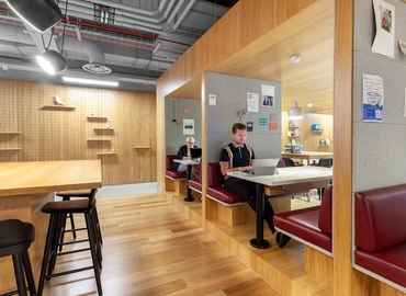 10 m² Coworking space in Birmingham Centre, 35 Bull Street (B4 6AF) - 8 | MatchOffice