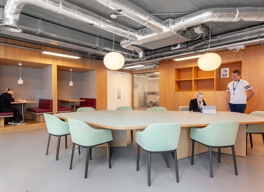  Coworking space in Birmingham Centre, 156 Great Charles Street, 10 m² - MatchOffice.co.uk