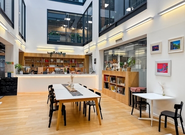 Virtual office Edinburgh, 1 Lochrin Square - MatchOffice.co.uk