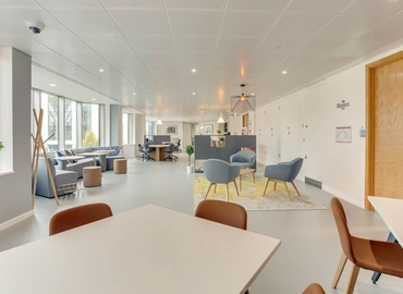 Business centre  in Birmingham Centre, Calthorpe Road, 10 m² - MatchOffice.co.uk