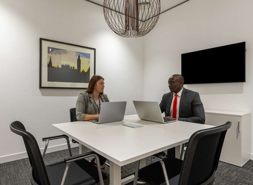  Work space in Manchester, Centenary Way, 10 m² - MatchOffice.co.uk