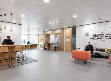 Virtual office 100 Avebury Boulevard MK9 1FH Milton Keynes